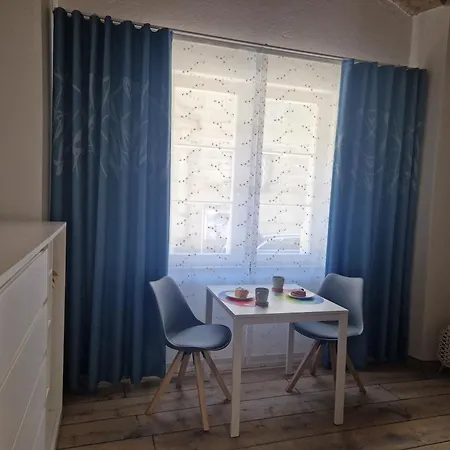 Neu Renovierte Galeriewohnung In Der Altstadt Apartment Uberlingen