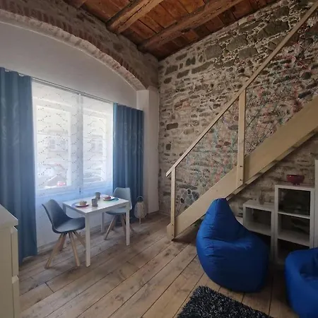 Neu Renovierte Galeriewohnung In Der Altstadt Uberlingen