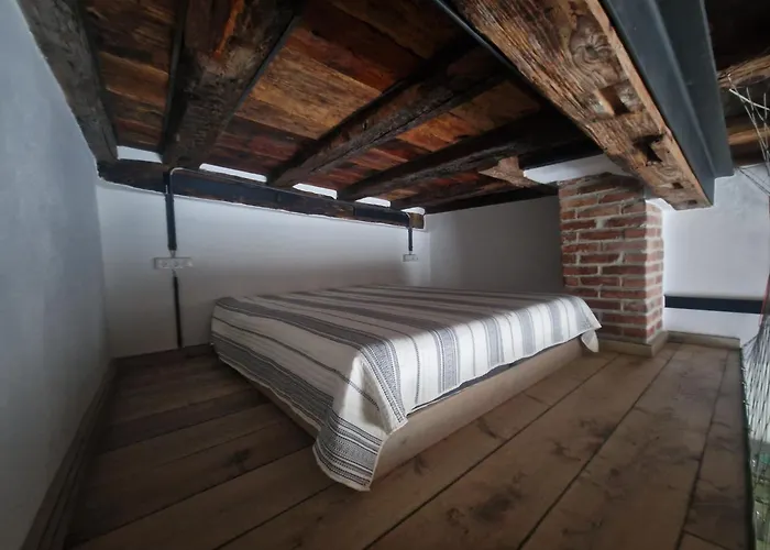 Neu Renovierte Galeriewohnung In Der Altstadt Apartament Uberlingen